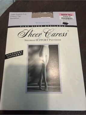 Sheer Support Pantyhose in Packaging Sz 4-6